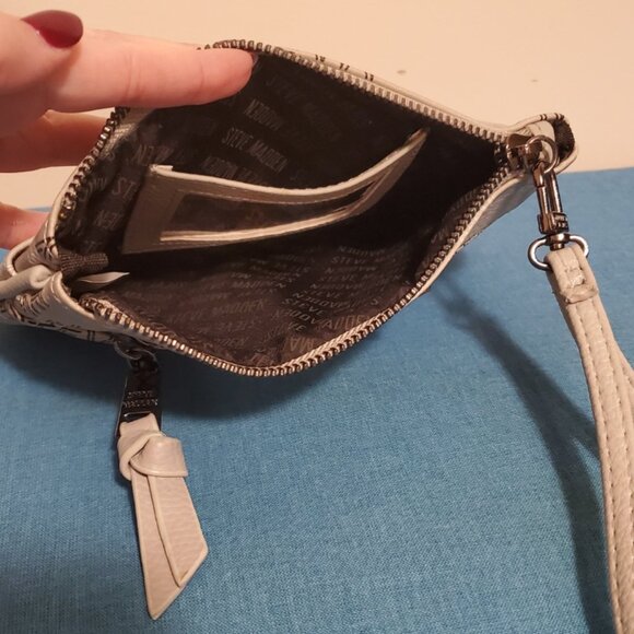 Steve Madden Grey Double Zipper Wristlet with Detachable Strap - Picture 4 of 5